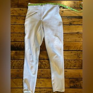 Tuff Rider white Ribbed Full Seat Ladies’ Breeches Size 26